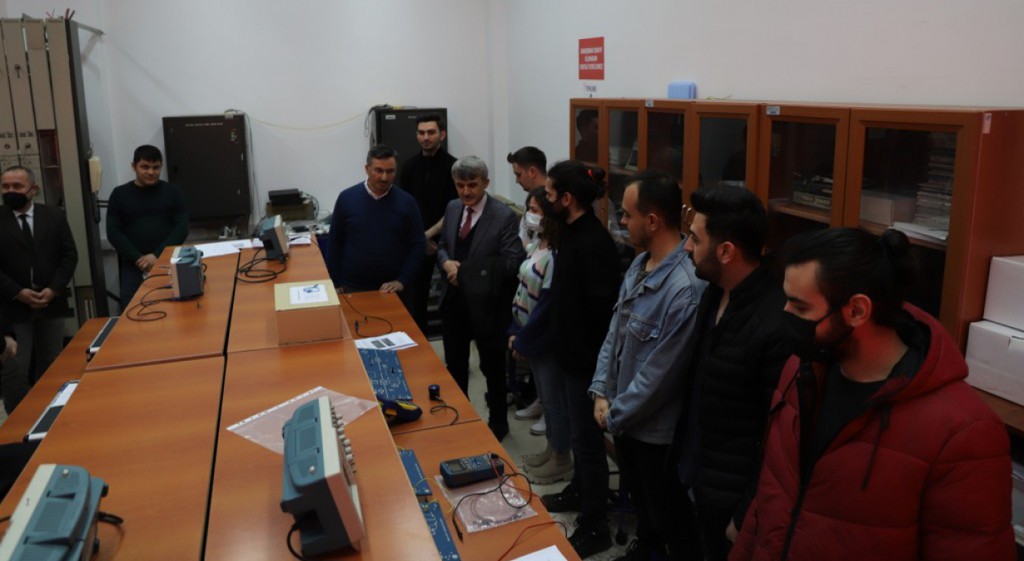 Rektör Uysal’dan DPÜ FOTAM’a ziyaret