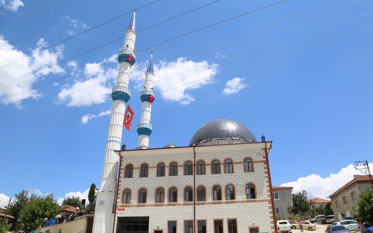 Çatak Köyü Cami ibadete açıldı