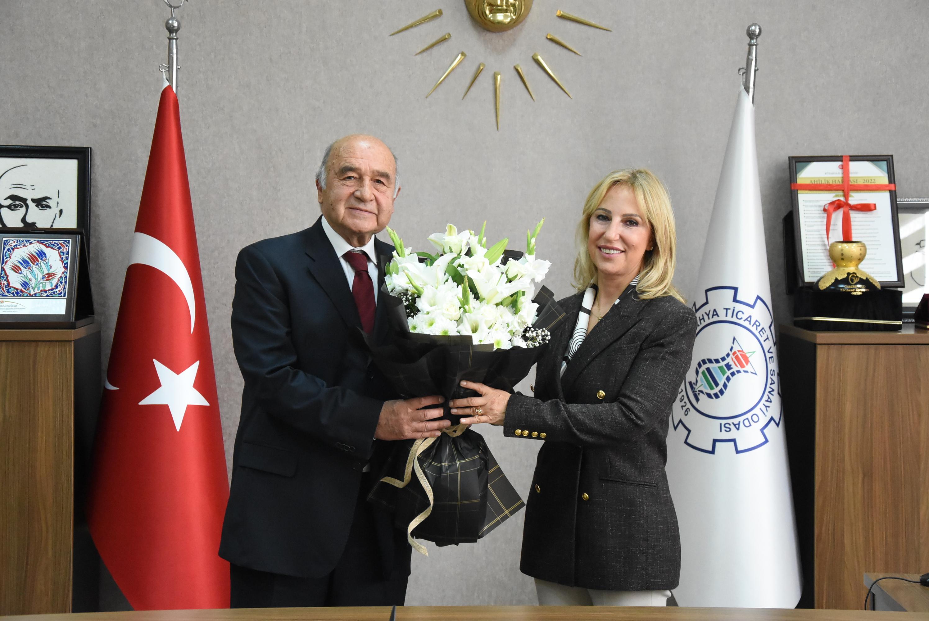 Türkiye’nin ilk kadın TSO Başkanı göreve başladı