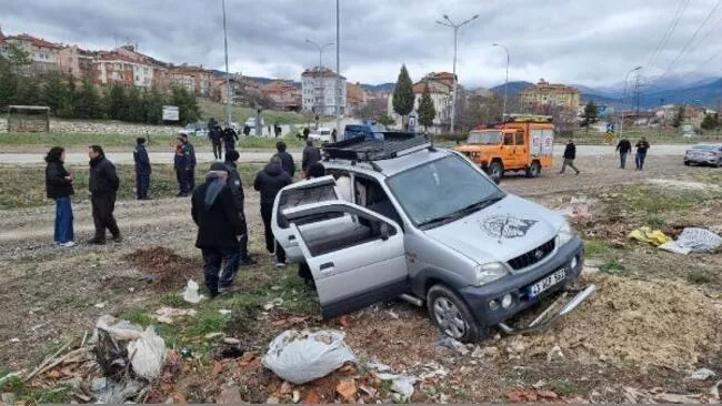 Domaniç’te korkutan kaza! 7 kişi yaralandı