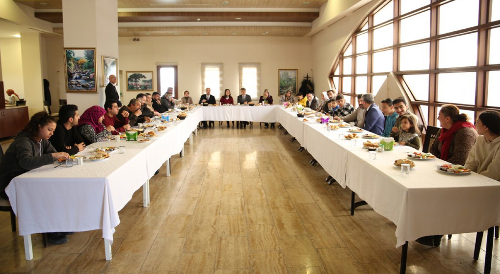 DPÜ depremzedelere kucak açtı