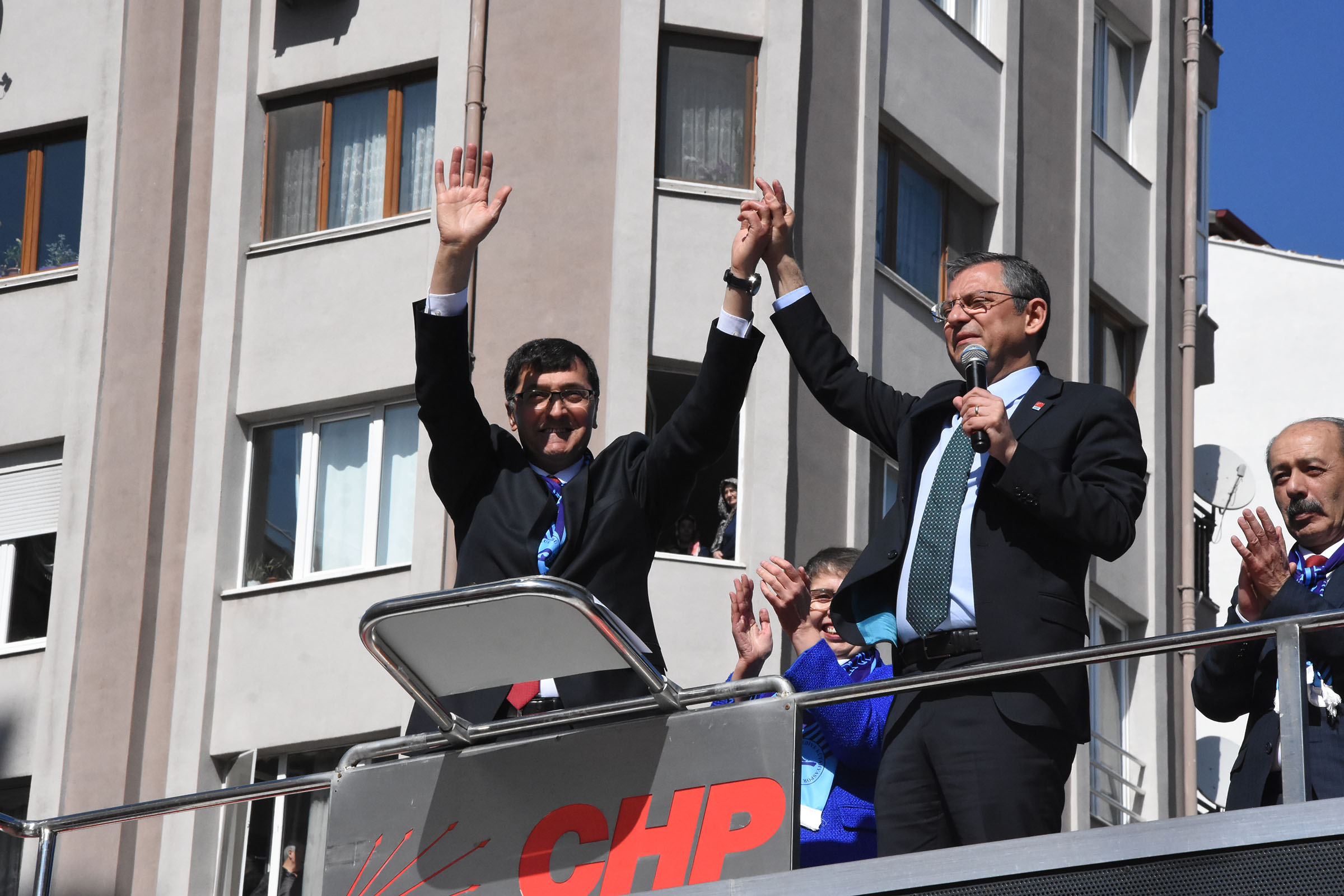 CHP Genel Başkanı Özgür Özel, Kütahyalılara seslendi