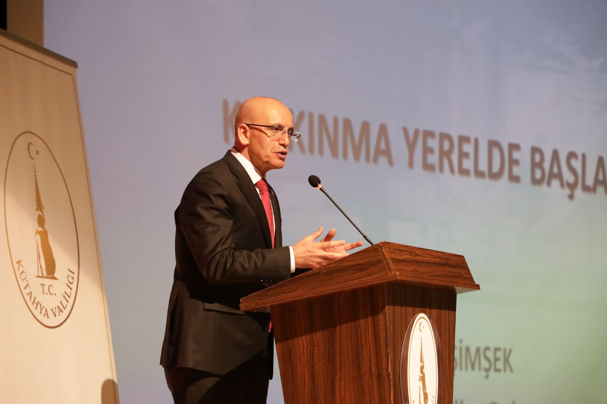 Bakan Mehmet Şimşek, Kütahya iş dünyasıyla buluştu