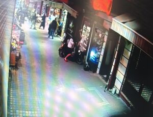Motosikletli hırsızlar saniye saniye görüntülendi! 2 tutuklama