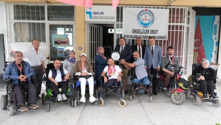 Rektör Yardımcısı Zeren’den engelli sporculara ziyaret