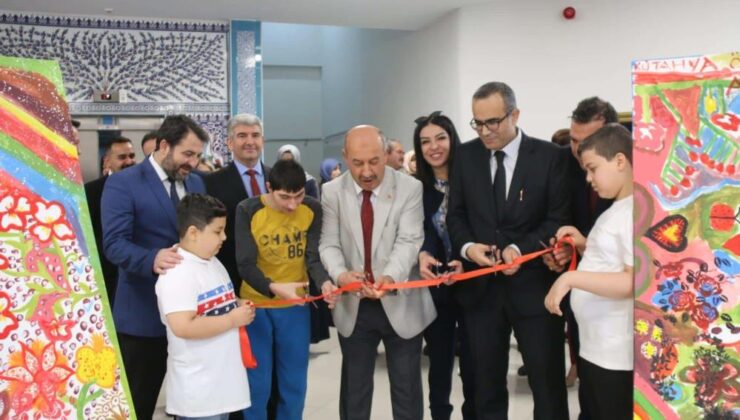 Özel öğrencilerden anneleri için proje