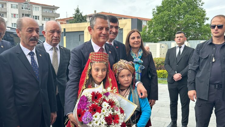 Özgür Özel: ‘Eskişehir’deki mucizeyi, Kütahya’ya taşıyacağız’