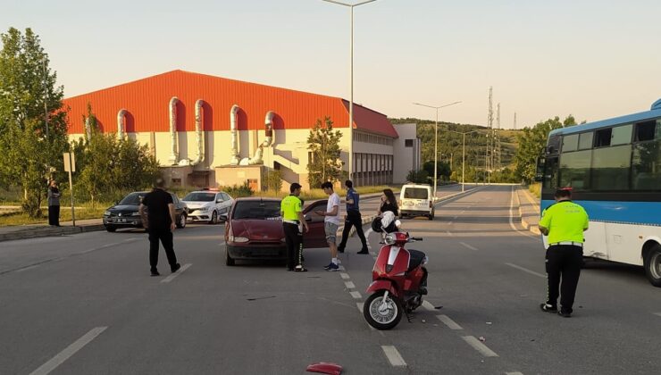 Sokak köpeklerinden kaçarken 2 öğrenci yaralandı