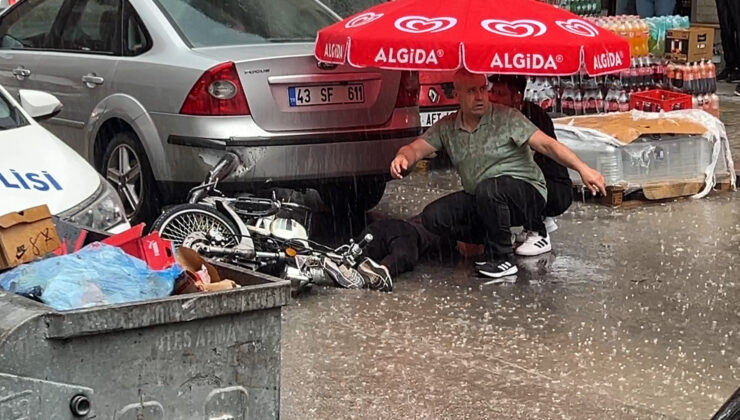 Kazazedenin yardımına koşan esnaftan yürekleri ısıtan hareket!