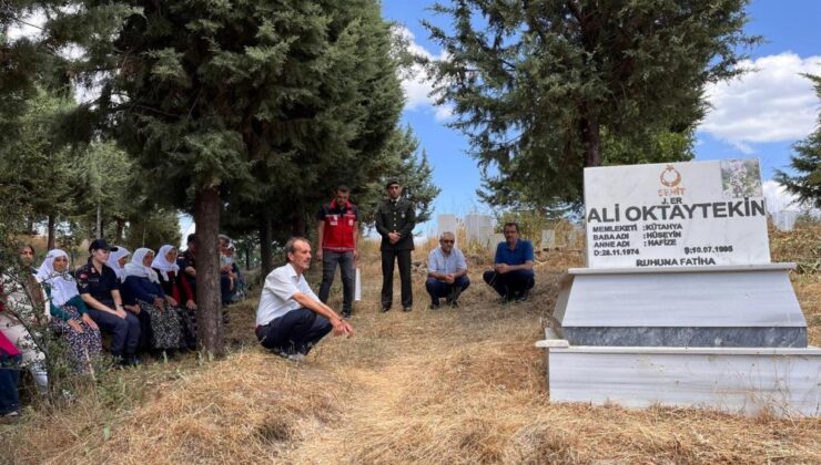 Şehit Oktaytekin kabri başında dualarla anıldı