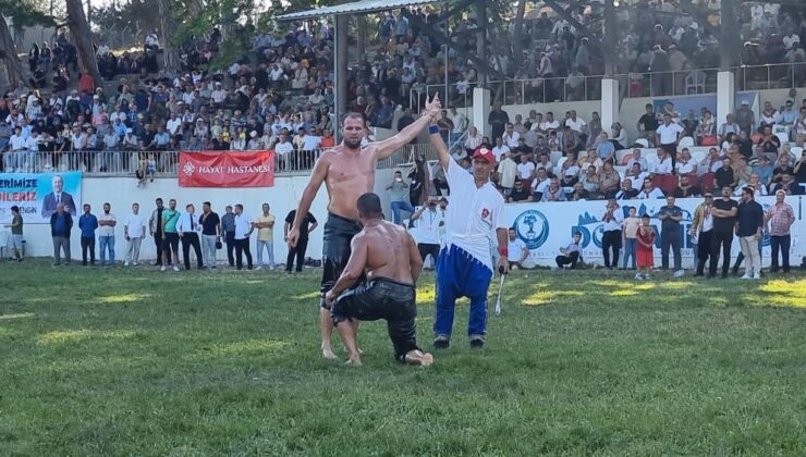 Domaniç’te başpehlivanlığı Hüseyin Gümüşalan aldı