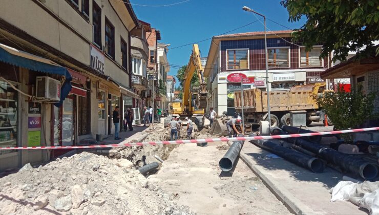 Tavşanlı’da Leblebiciler Caddesi yenileniyor