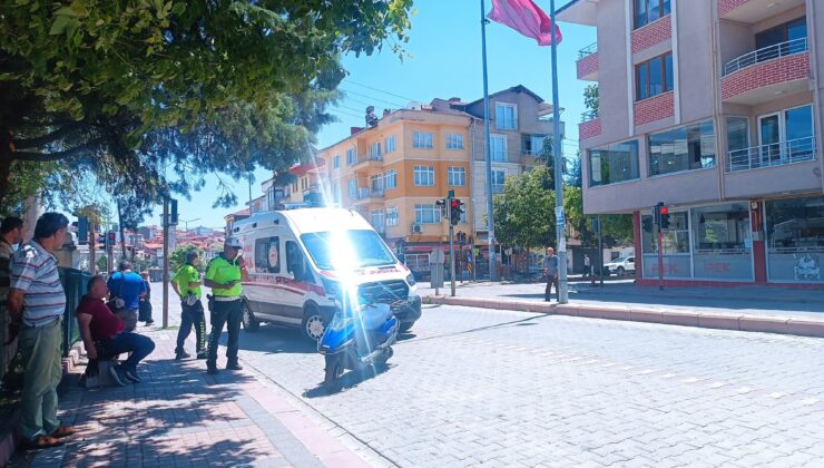 Işık ihlali yapan yaya kazaya neden oldu: 3 yaralı