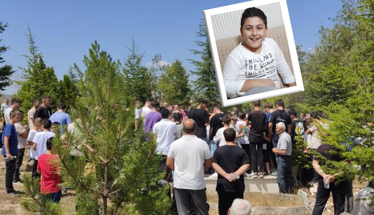 Hayatını kaybeden çocuk gözyaşları içinde toprağa verildi