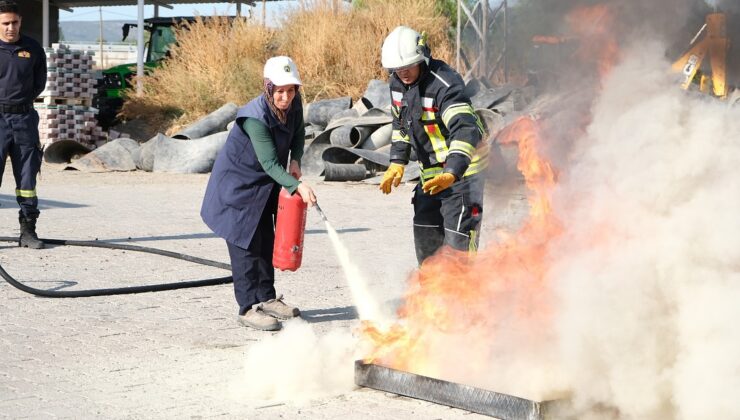 Tavşanlı’da belediye personeli için yangın tatbikatı