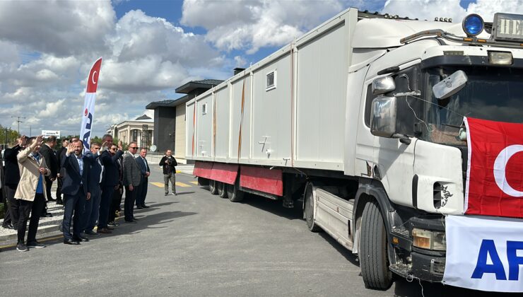 AFAD’ın tam teşekküllü 60 konteyneri selin vurduğu Bosna halkı için yola çıktı