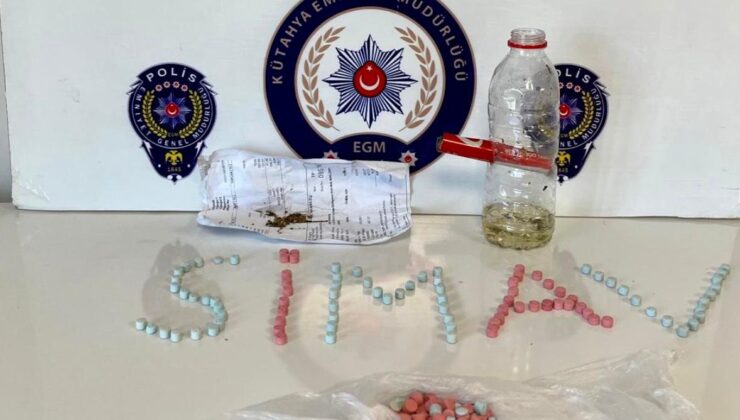 Otomobilin stop lambalarına gizlenen uyuşturucular polisin dikkatinden kaçmadı