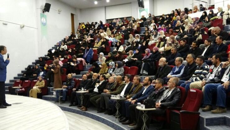 Kütahya’da Helal Gıda ve Boykot konferansı