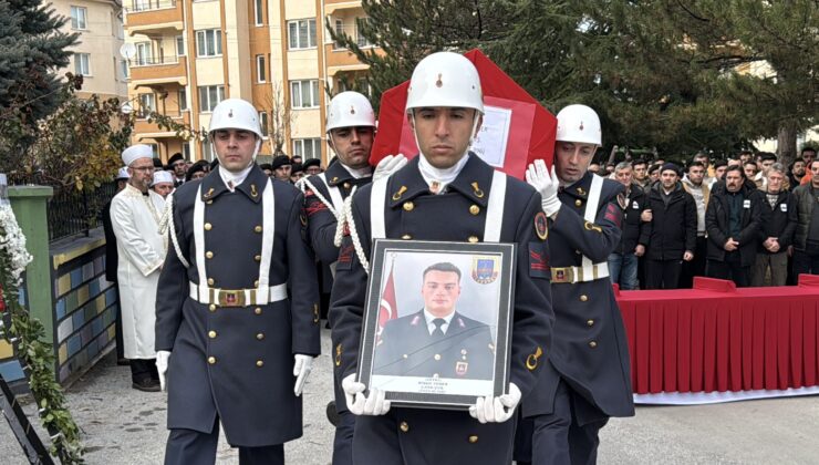 ‘Anneciğim lütfen gitme!’