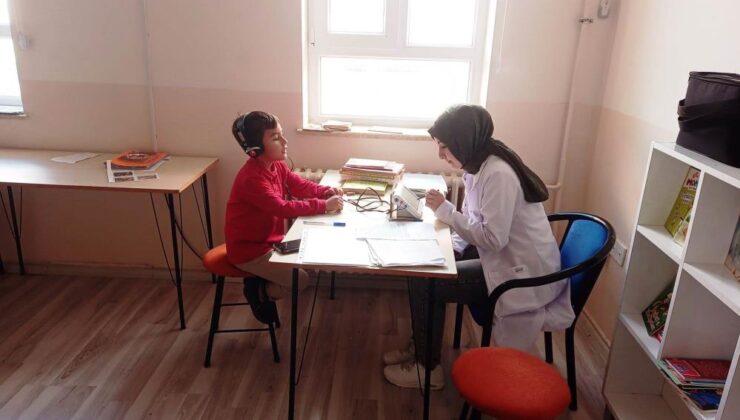 Miniklere işitme tarama testi yapıldı
