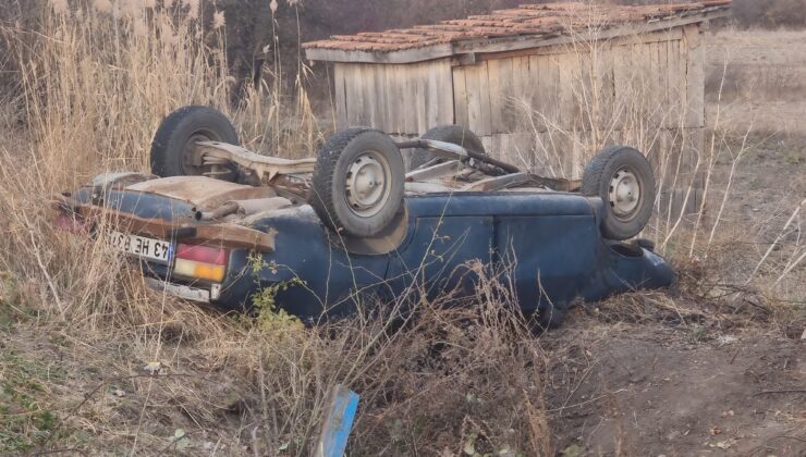 Şarampole uçan otomobil takla attı: 2 yaralı