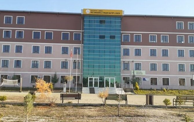 Başarılı proje okula hibe desteği kazandırdı