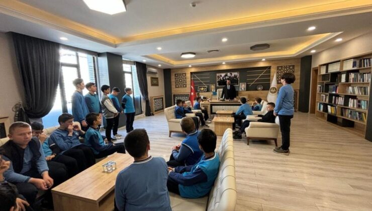 İHL öğrencilerinden müftülük ziyareti