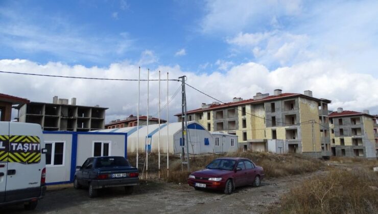 TOKİ Hisarcık’a 238 konut kazandırıyor