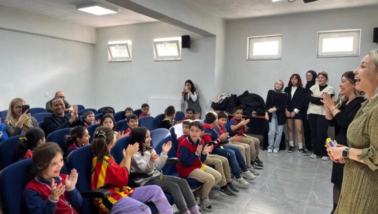 Üniversite öğrencilerinden çocuklara bilgilendirme