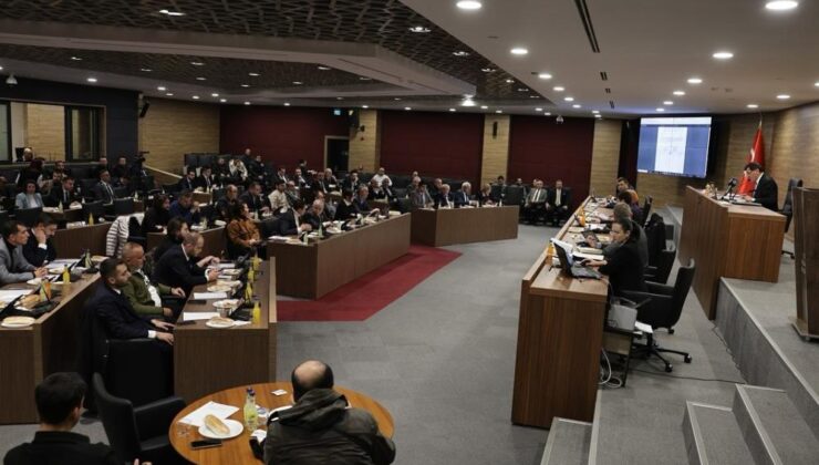 Belediyenin 2025 yılı bütçesi 5 milyar 298 milyon TL