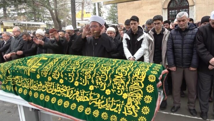 İmam Eryılmaz memleketi Kütahya’da toprağa verildi