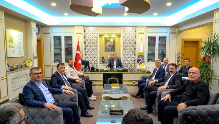 Yeniden Refah heyetinden Tavşanlı Belediyesi’ne ziyaret