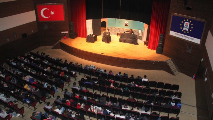 Belediye’den tiyatroya davet