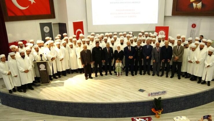 Aday din görevlileri mezuniyet heyecanı yaşadı