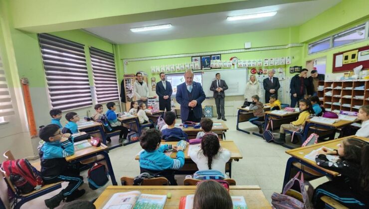 Müdür Başyiğit’ten öğrencilere kitap okuma nasihati