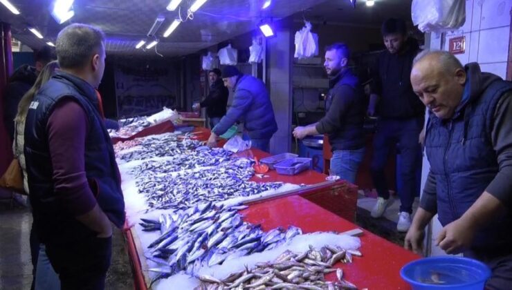Tavşanlı’da her gün taze balık bulunuyor