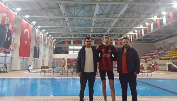 İmkansızlıklar içinde gelen başarı