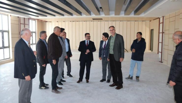 Gediz’de yeni kamu binaları gün sayıyor