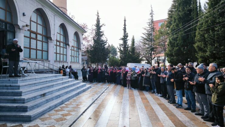 37 umreci dualarla uğurlandı