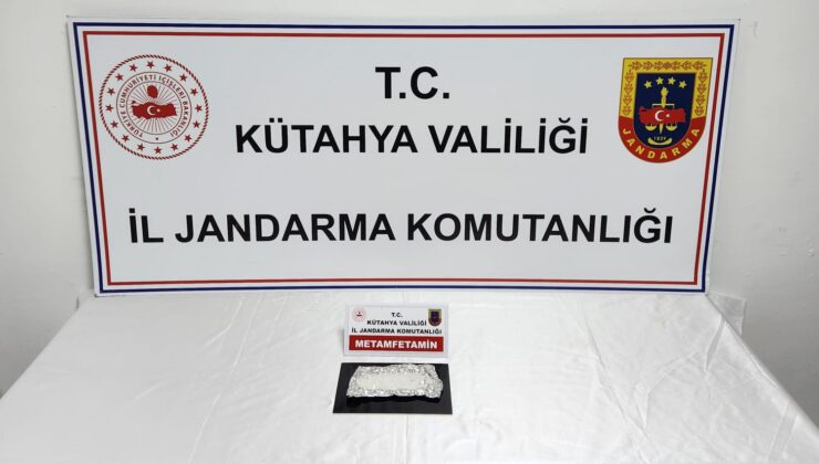 Jandarma ekipleri uyuşturucu ele geçirdi