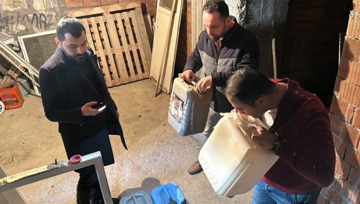 Resmi araçlardan akaryakıt çalıp satan kamu personeli yakalandı!
