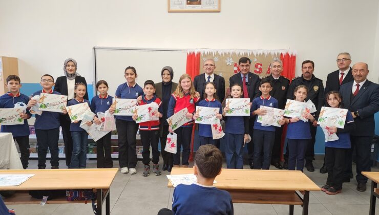 Kütahya’da 86 bin 843 öğrenci karne sevinci yaşadı