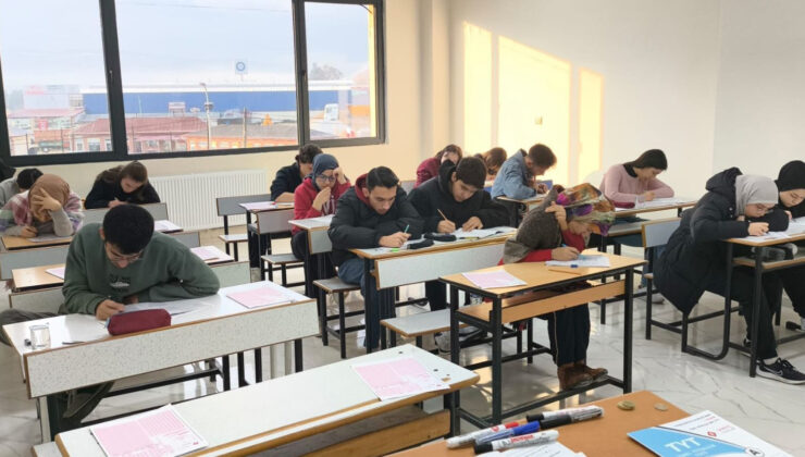 Öğrenciler gerçek sınav ortamını deneyimledi