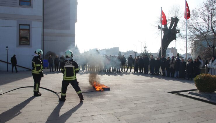 Tavşanlı Kaymakamlığı’nda yangın tatbikatı