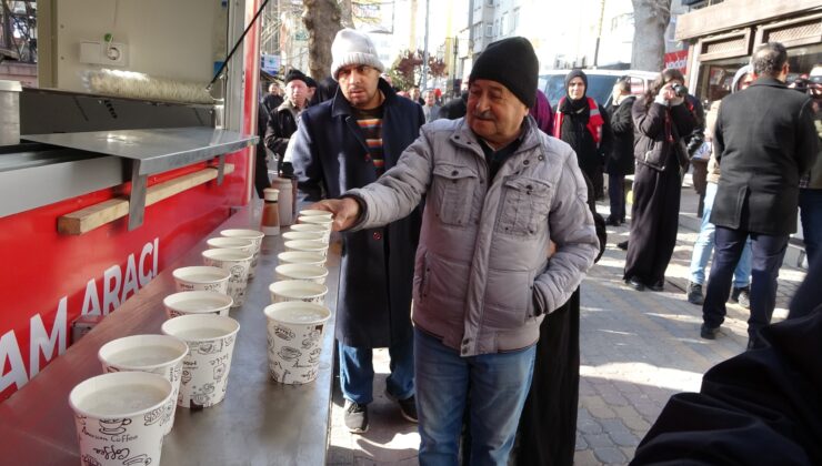 Vakıflar Bölge’den halka salep ikramı