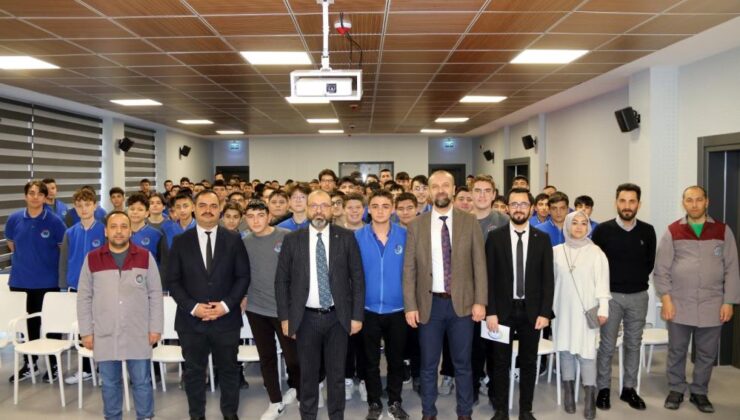 Kütahya OSB Başkanı Eskioğlu öğrencilerle buluştu