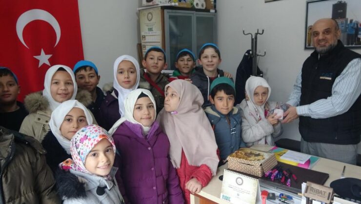 Harçlıklarıyla Gazze’ye destek oldular