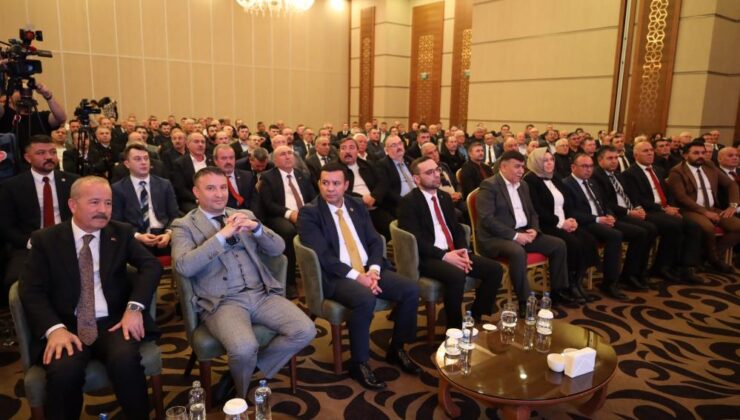 MHP’li meclis üyeleri Afyon’da buluştu