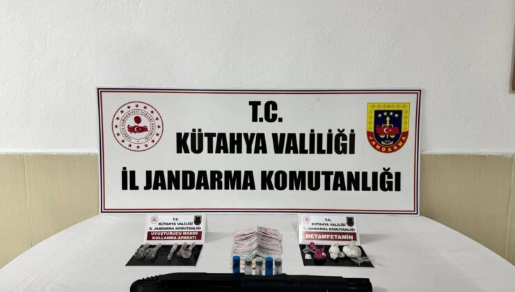 Jandarmadan köyde uyuşturucu operasyonu