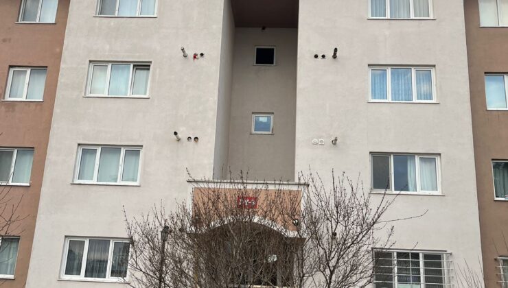 Üçüncü kattan düşen Alzheimer hastası adam yaralandı